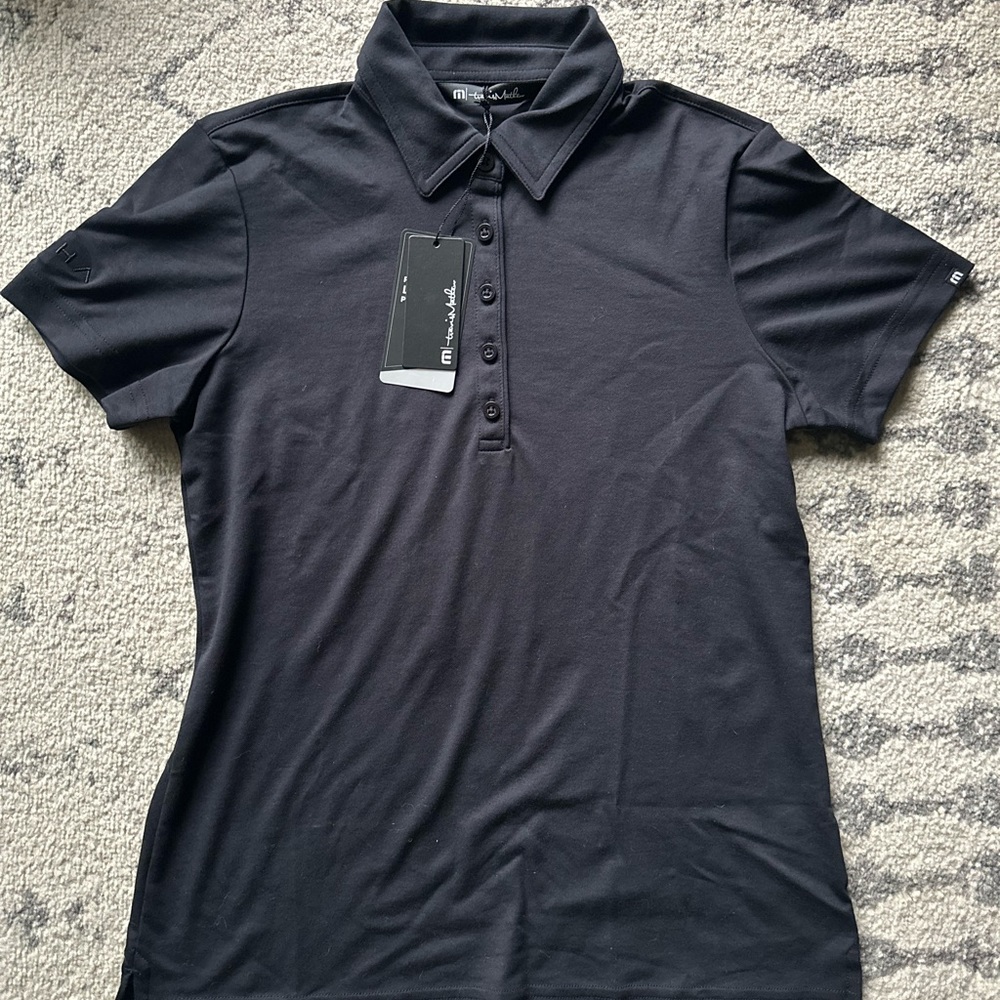 Women’s golf shirt